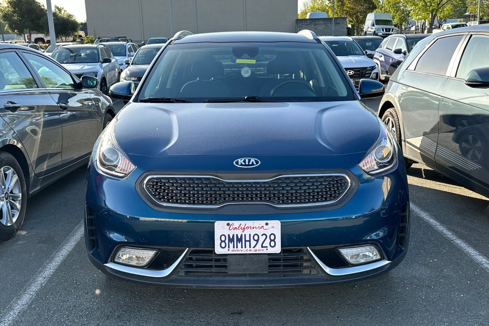 Used 2019 Kia Niro LX image 3