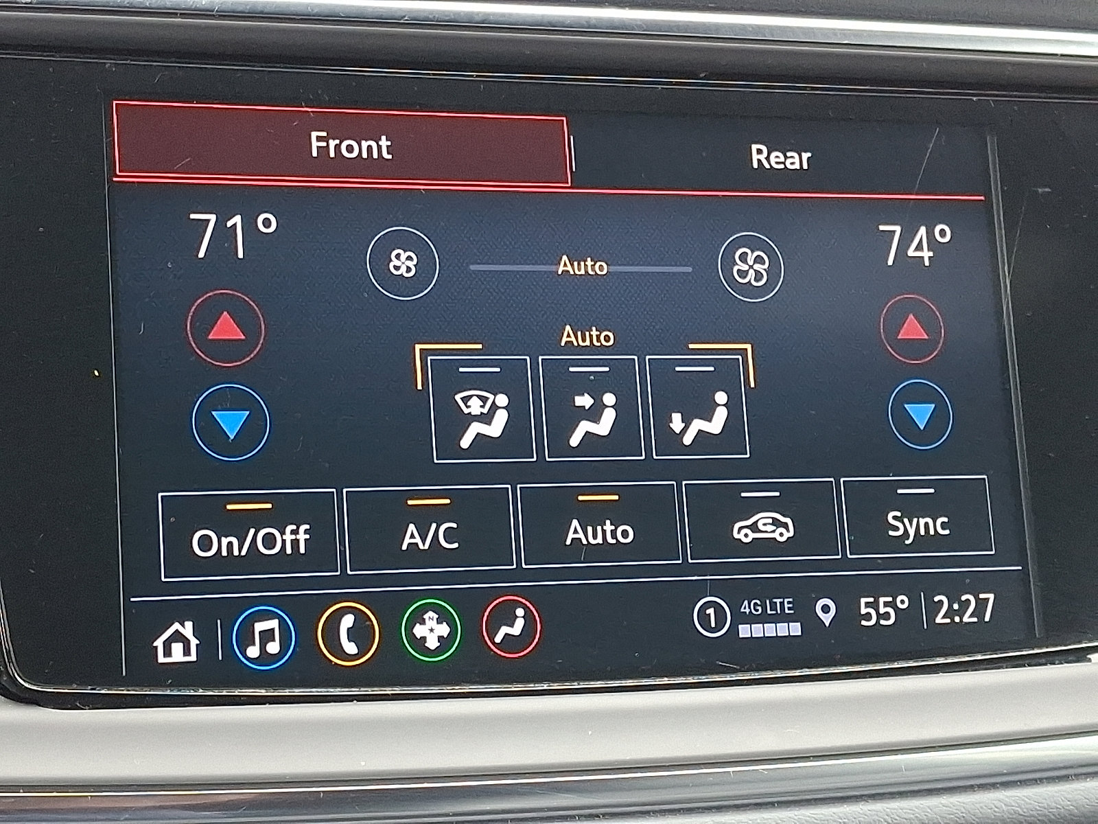 Used 2023 Buick Enclave Essence AWD/4WD image 19