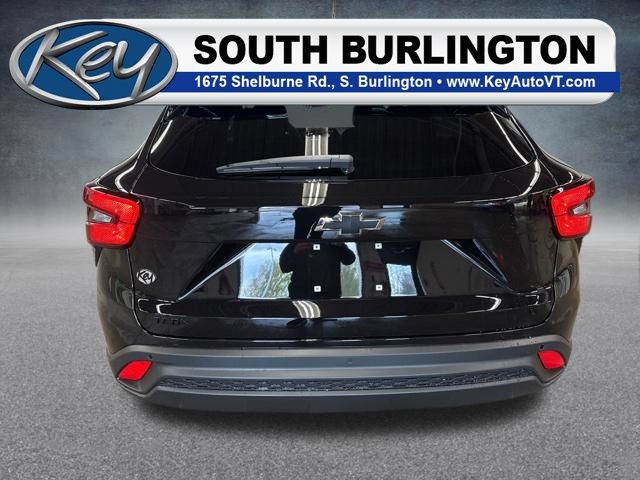 New 2026 Chevrolet Trax LT w/ Driver Confidence Package FWD image 6
