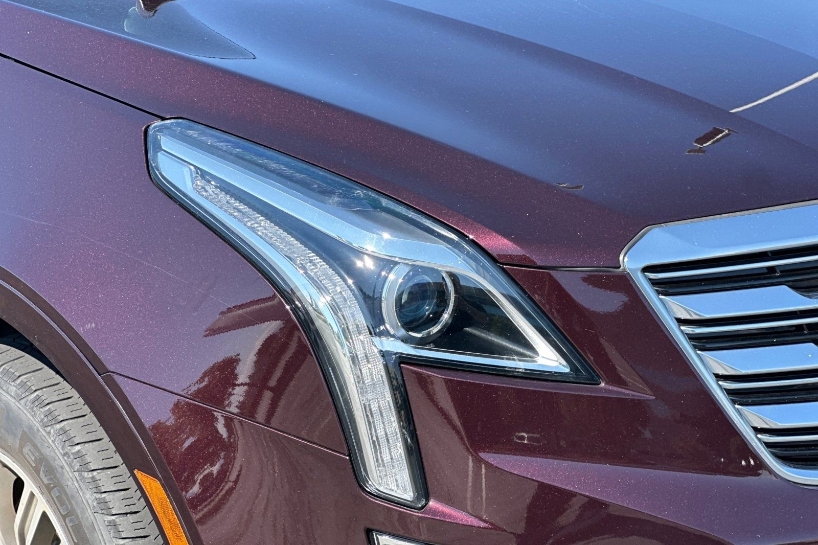 Used 2017 Cadillac XT5 Luxury w/ Driver Awareness Package AWD/4WD image 46