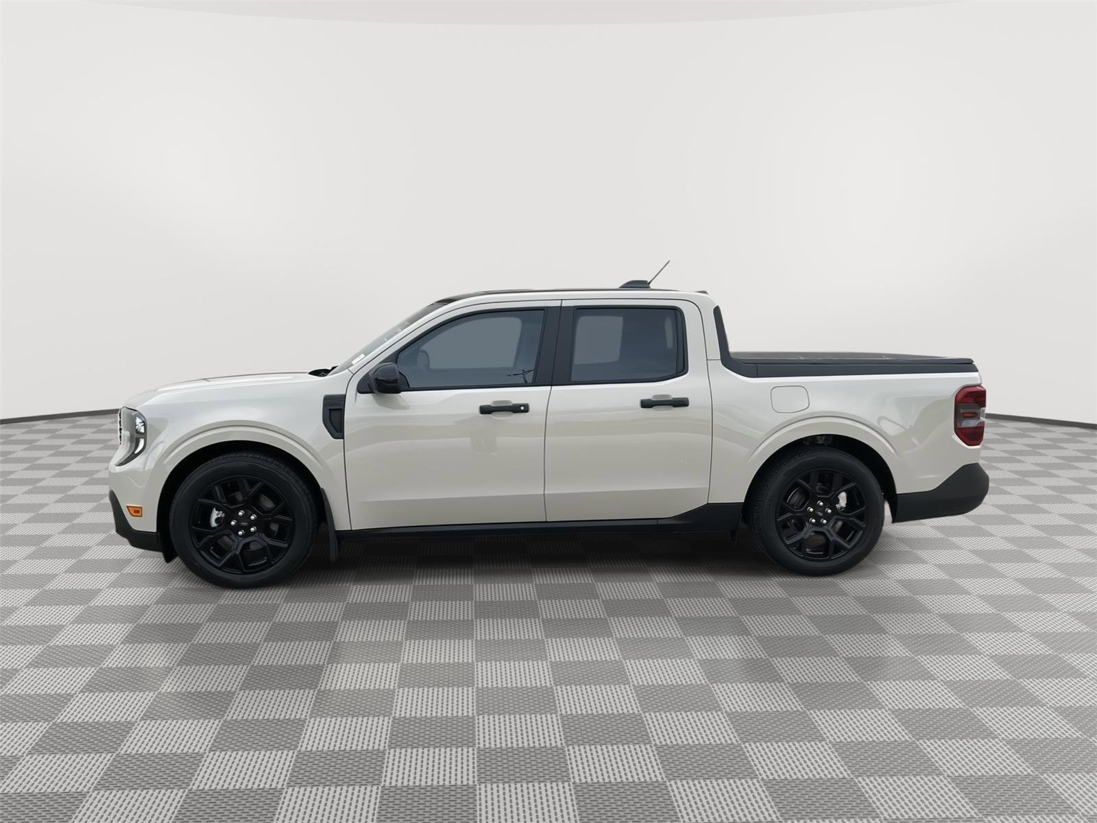 Used 2025 Ford Maverick XLT w/ Black Appearance Package AWD/4WD image 8