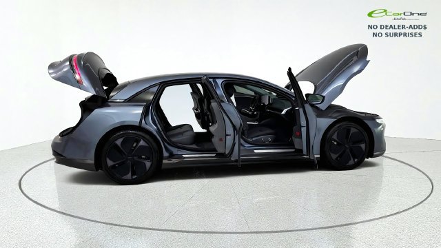 Used 2025 Lucid Air Pure RWD image 19