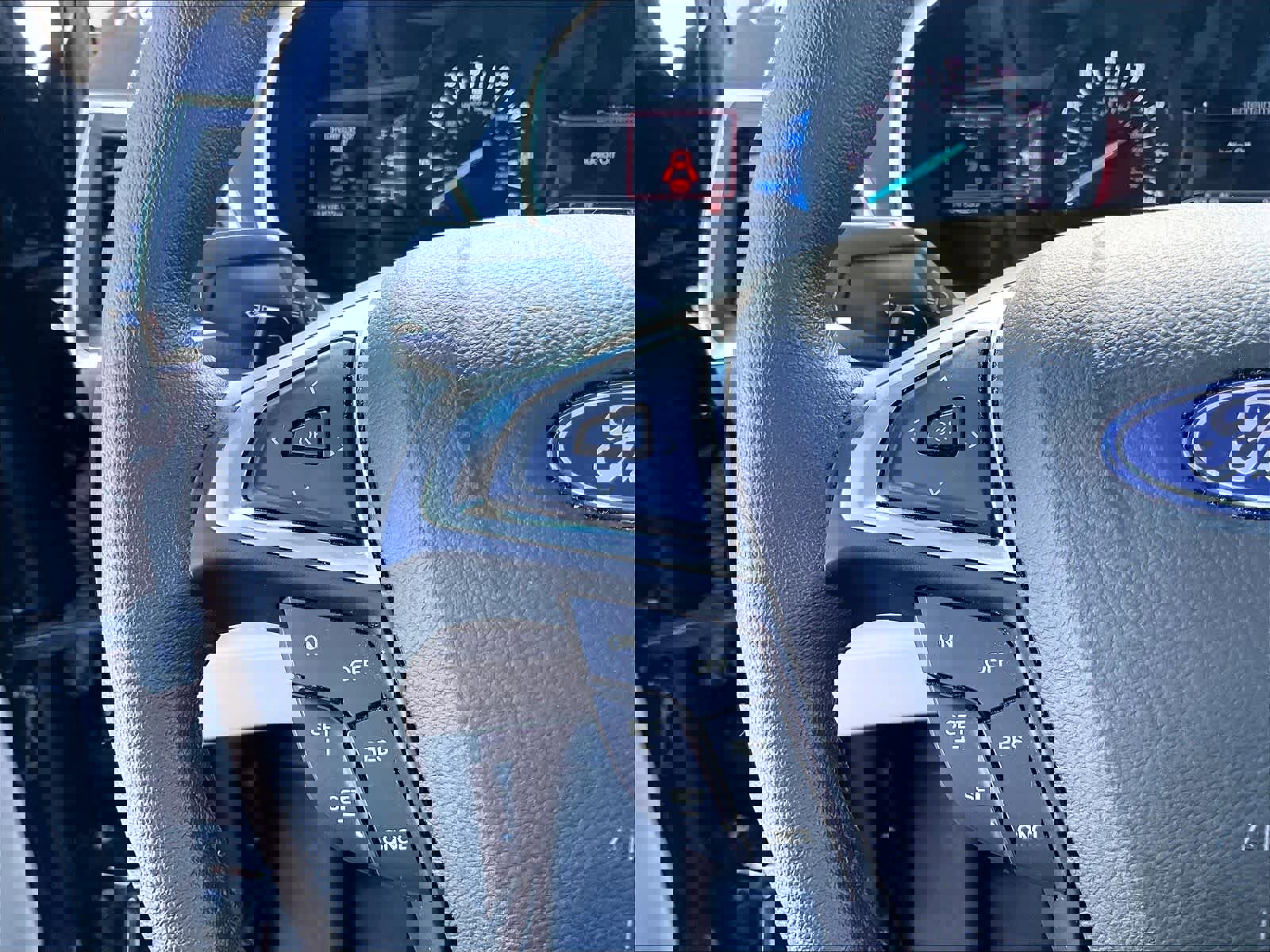 Used 2018 Ford Edge Titanium w/ Equipment Group 301A image 20