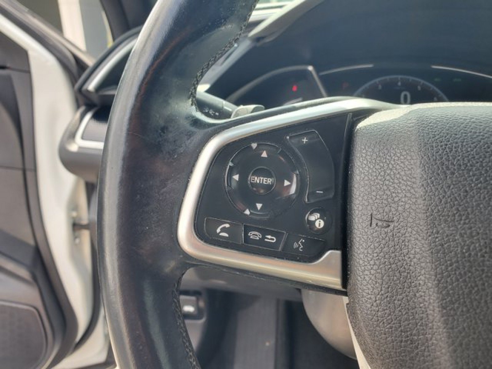 Used 2020 Honda Civic Sport image 16