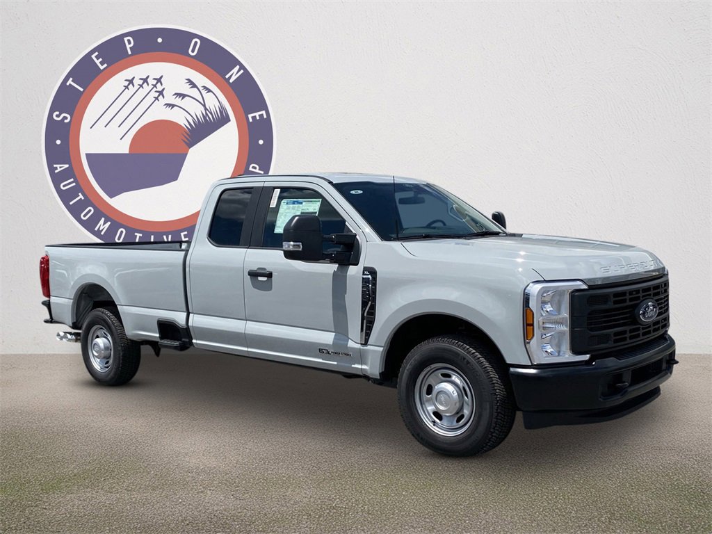 New 2025 Ford F250 XL video 2