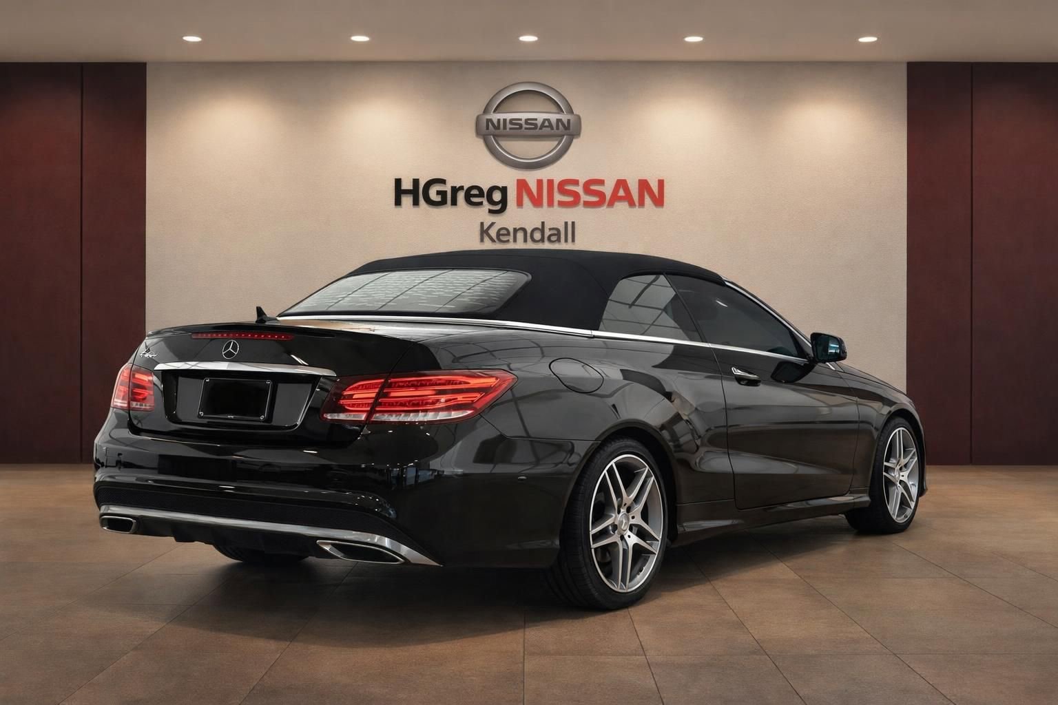 Used 2017 Mercedes-Benz E 400 Cabriolet w/ Premium 2 Package image 4