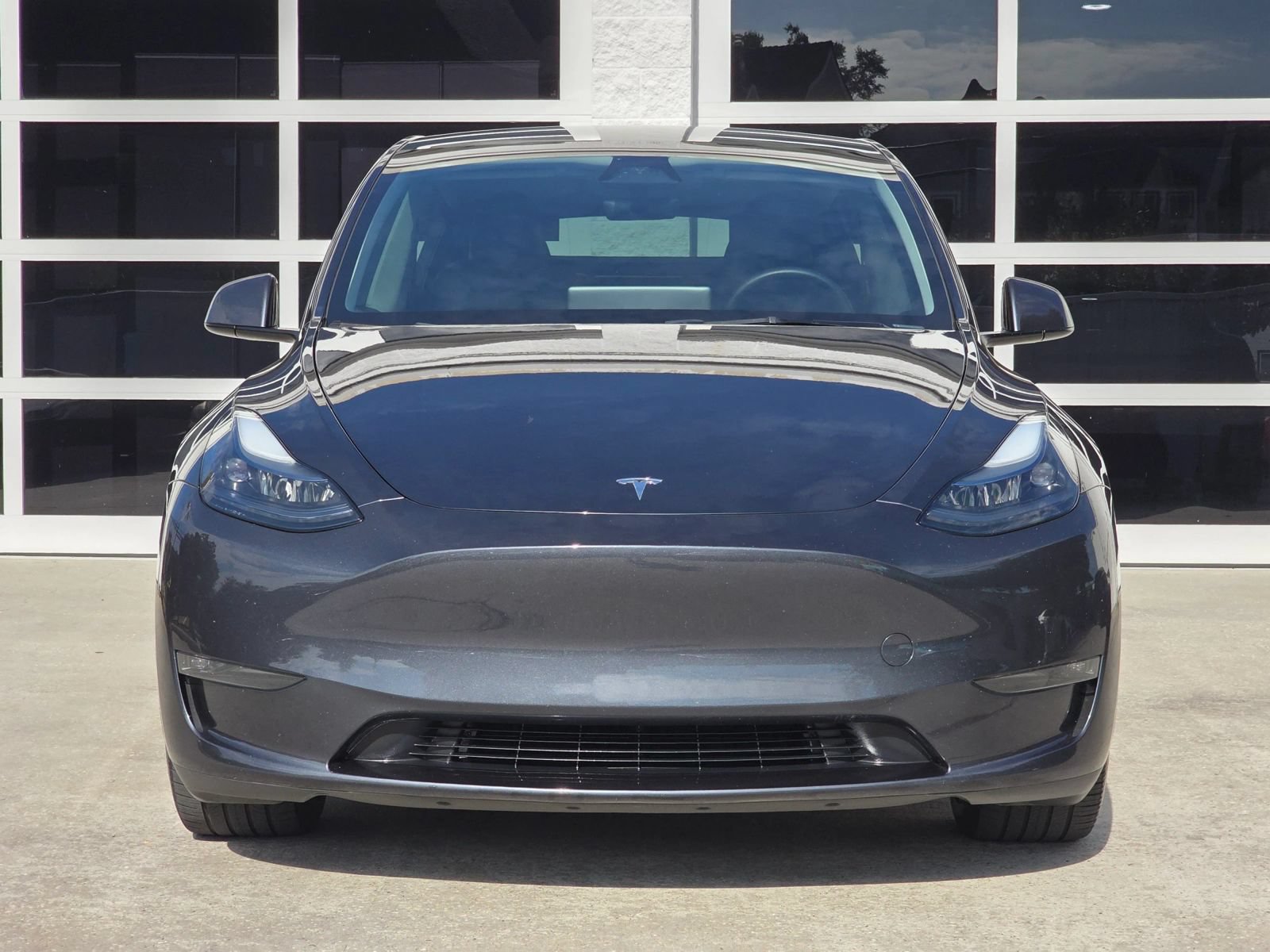 Used 2024 Tesla Model Y Long Range AWD/4WD image 10
