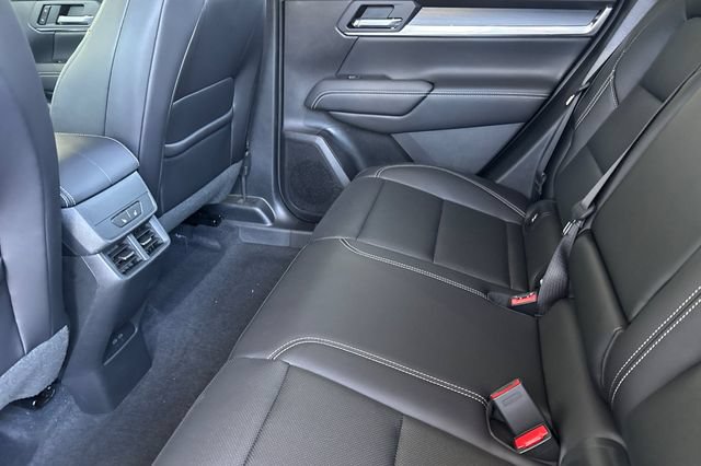 New 2026 GMC Terrain Elevation w/ Elevation Premium Package AWD/4WD image 13