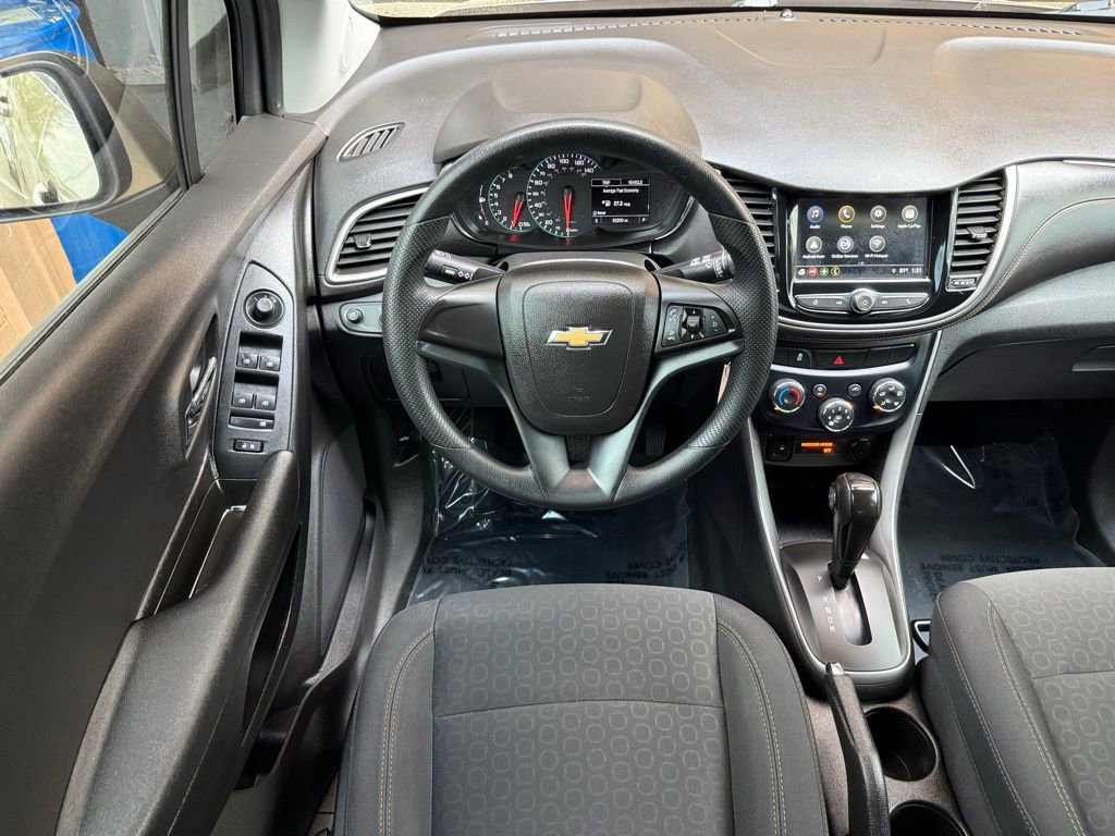 Used 2018 Chevrolet Trax LS image 21