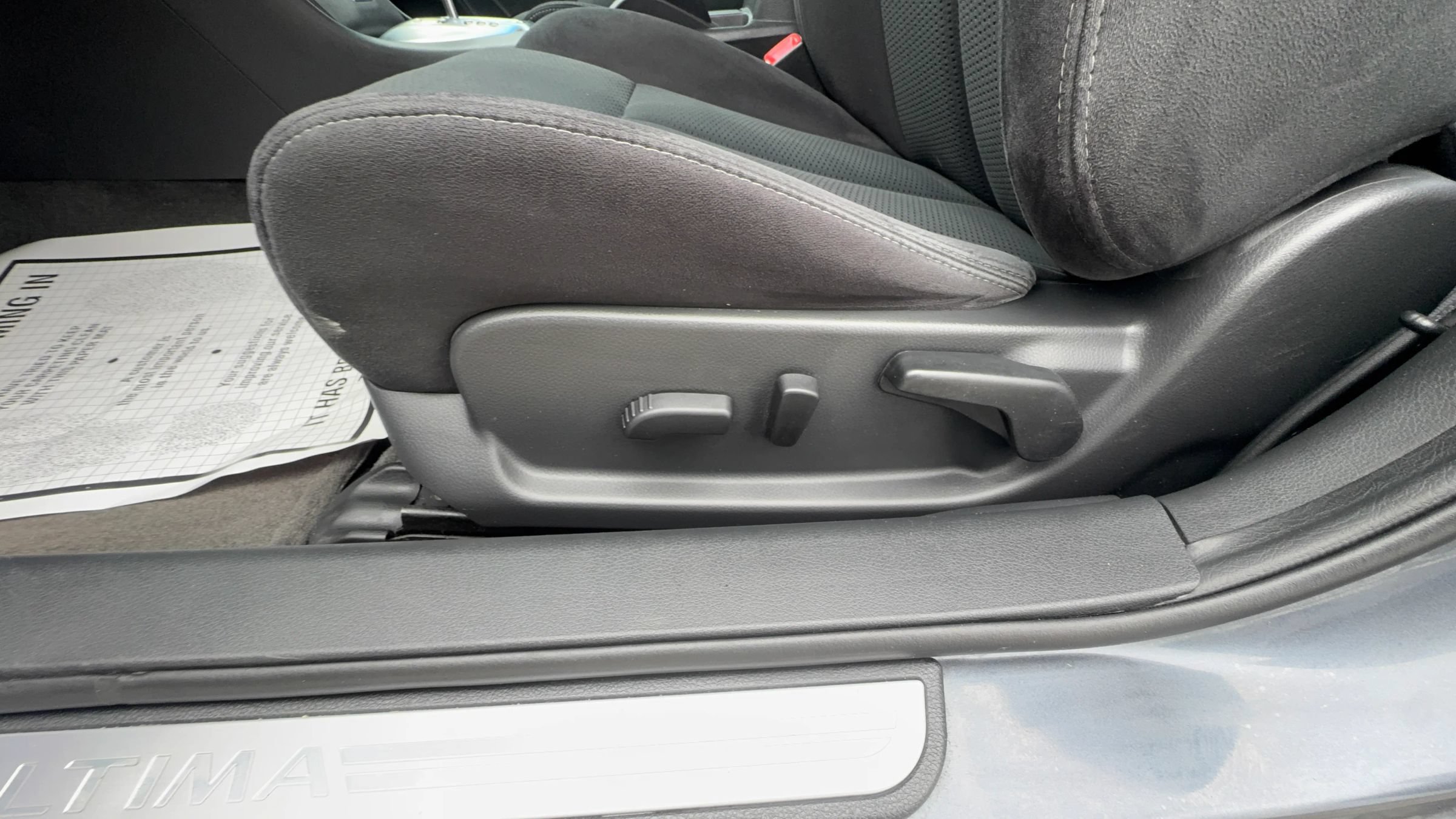 Used 2012 Nissan Altima 2.5 S w/ 2.5S Premium Pkg FWD image 21