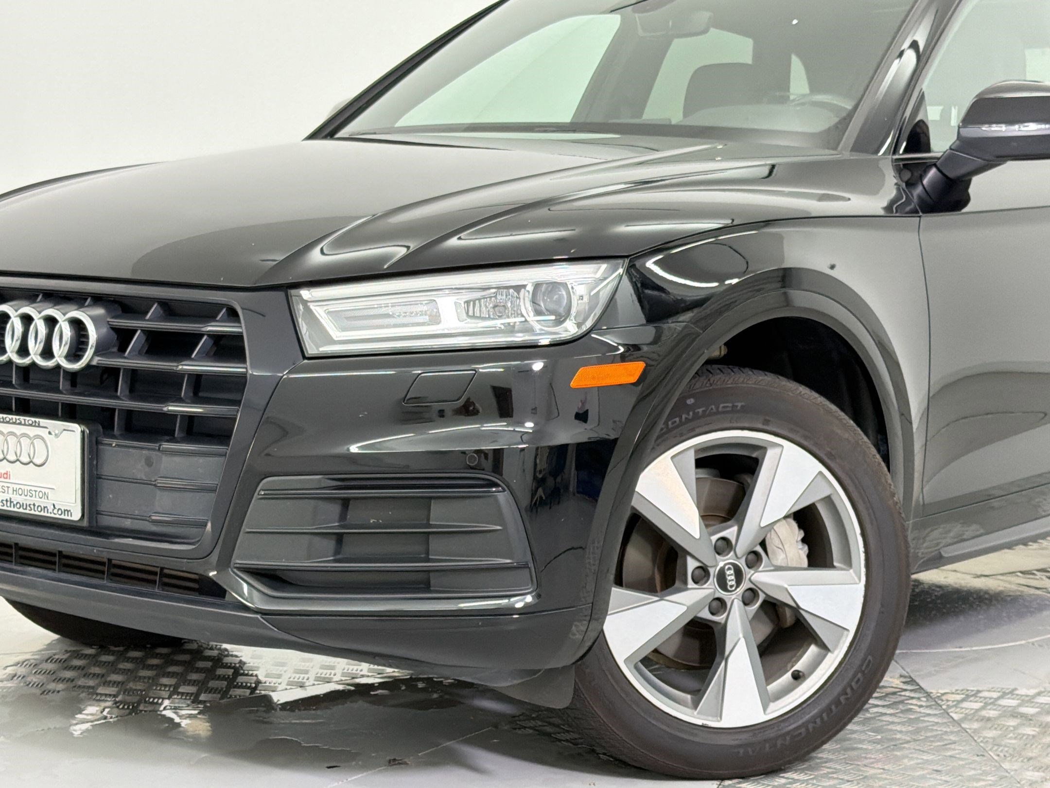 Used 2020 Audi Q5 2.0T Premium w/ Titanium Sport Package AWD/4WD image 23