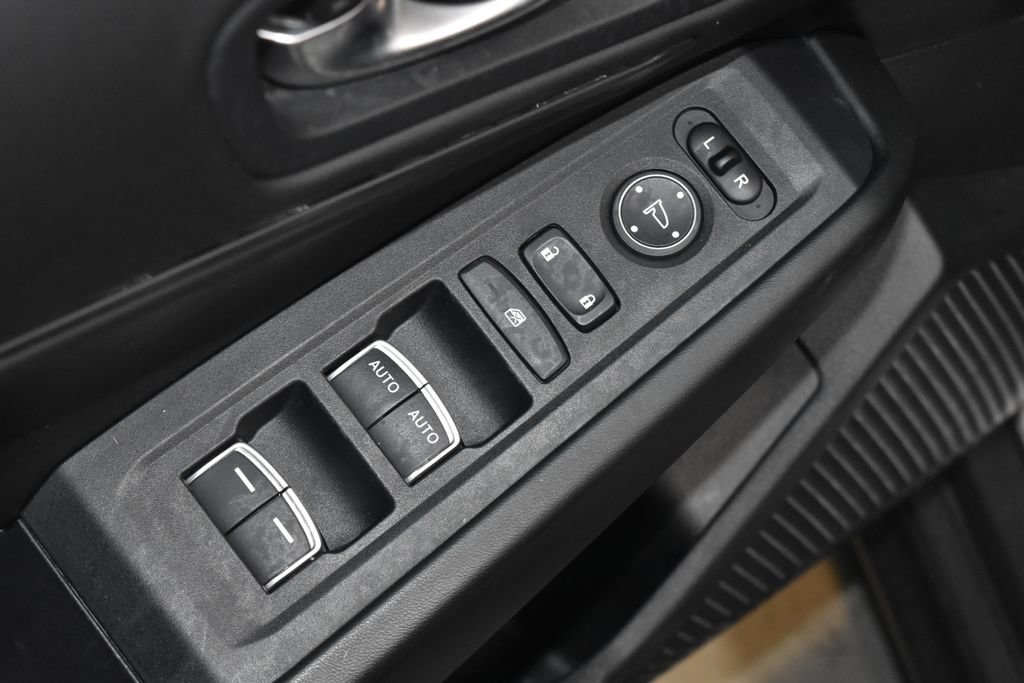 Used 2023 Honda Accord EX image 5