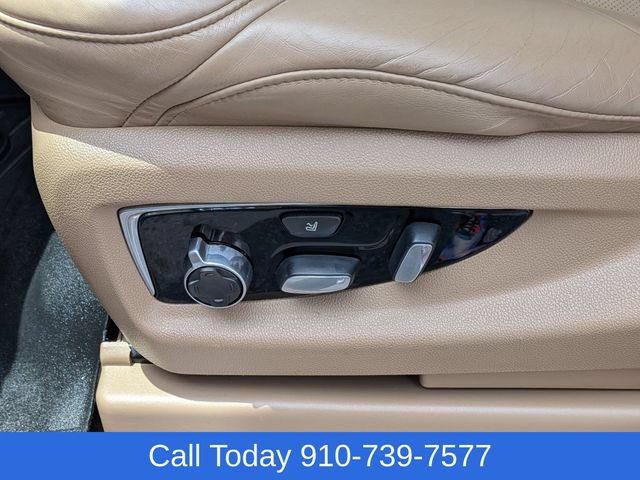 Used 2020 Cadillac Escalade ESV Platinum AWD/4WD image 17