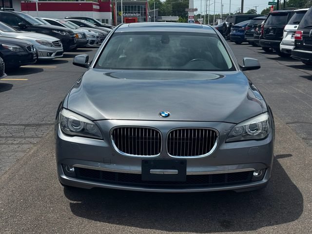 Used 2010 BMW 750Li xDrive AWD/4WD image 2