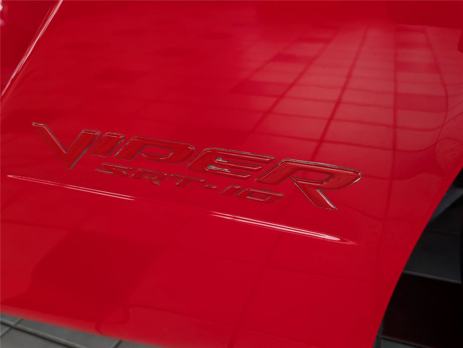 Used 2005 Dodge Viper SRT-10 RWD image 10