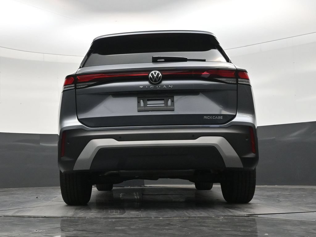 Used 2025 Volkswagen Tiguan S FWD image 23