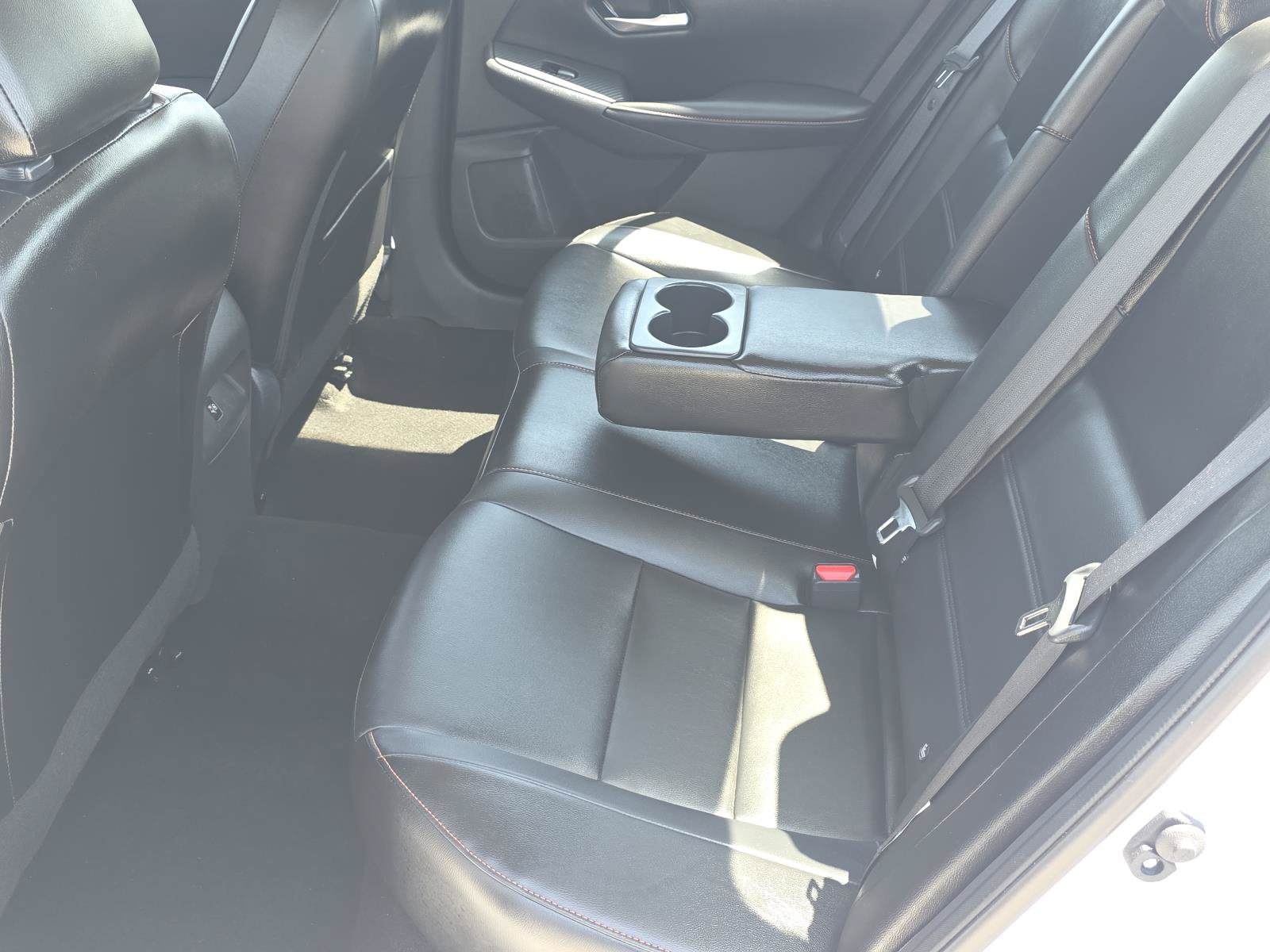 Used 2025 Nissan Sentra SR w/ SR Premium Package FWD image 19
