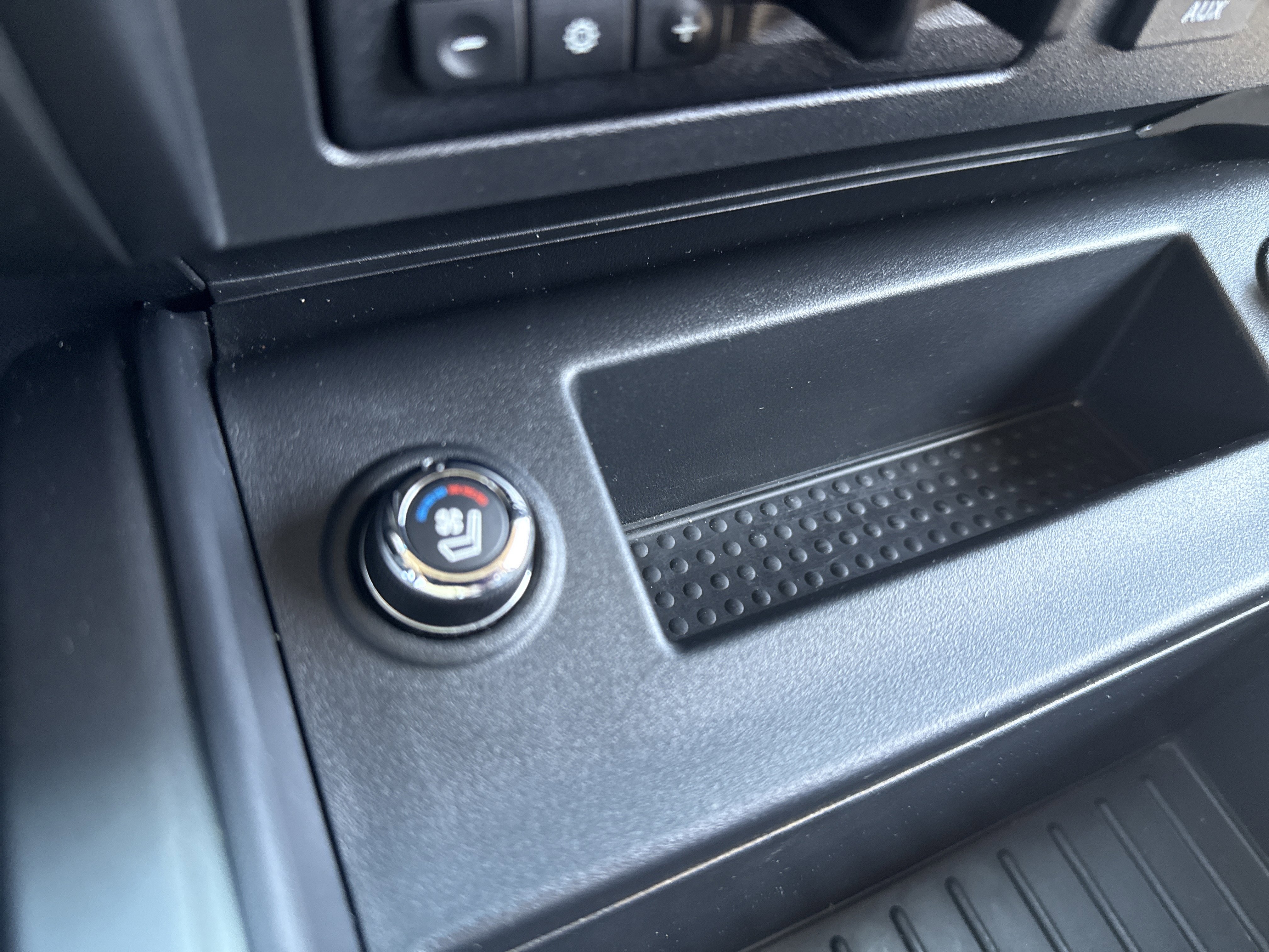 Used 2018 Nissan Titan Platinum Reserve w/ Platinum Utility Package AWD/4WD image 23