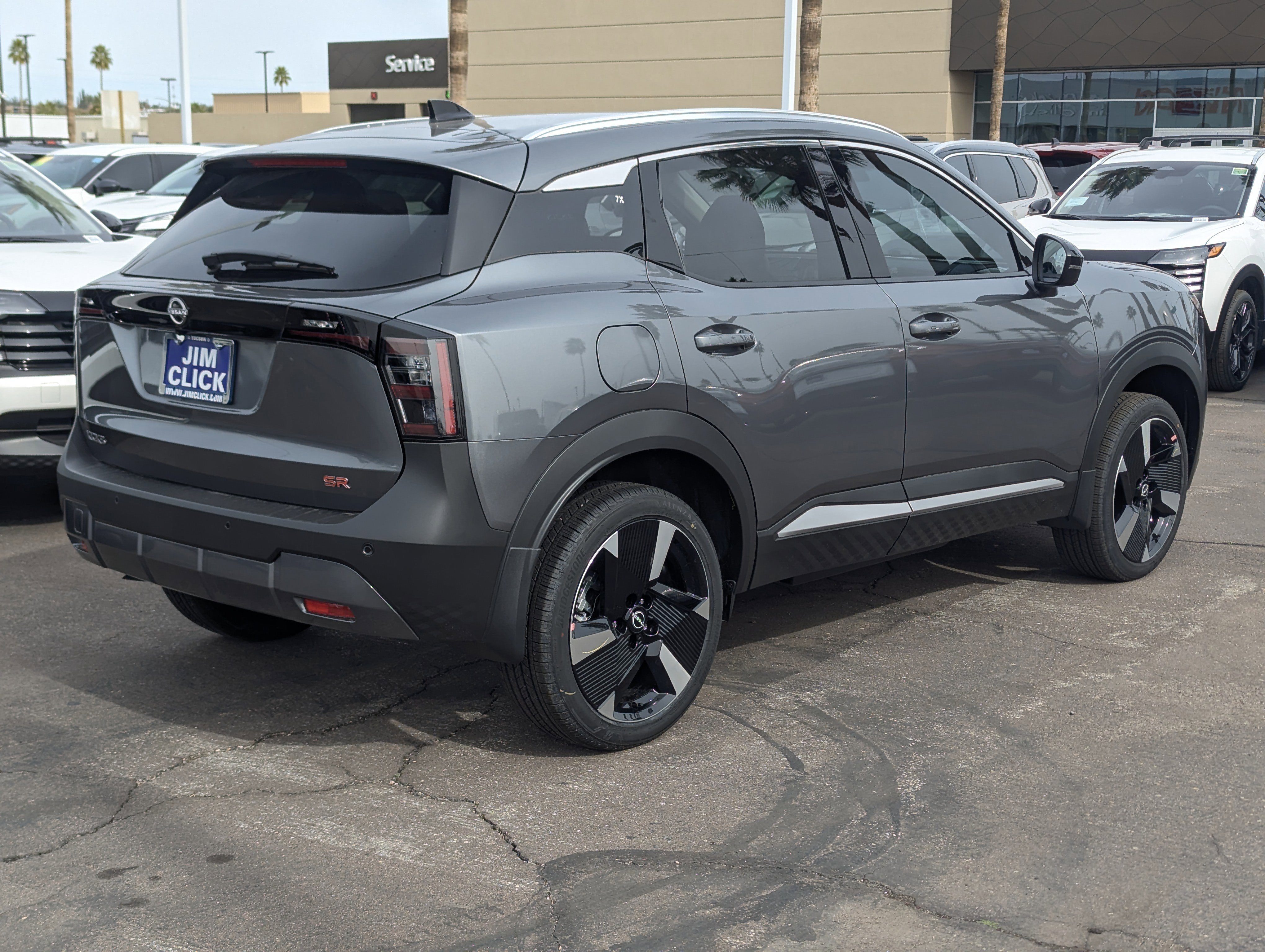 New 2026 Nissan Kicks SR image 2