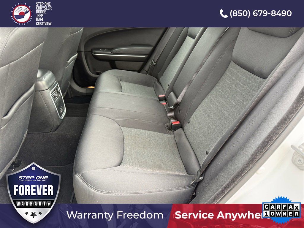 Used 2022 Chrysler 300 Touring image 33