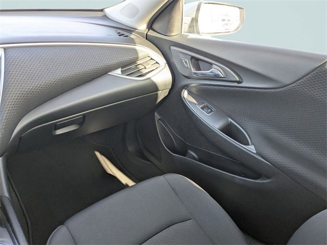 Used 2025 Chevrolet Malibu LT image 15