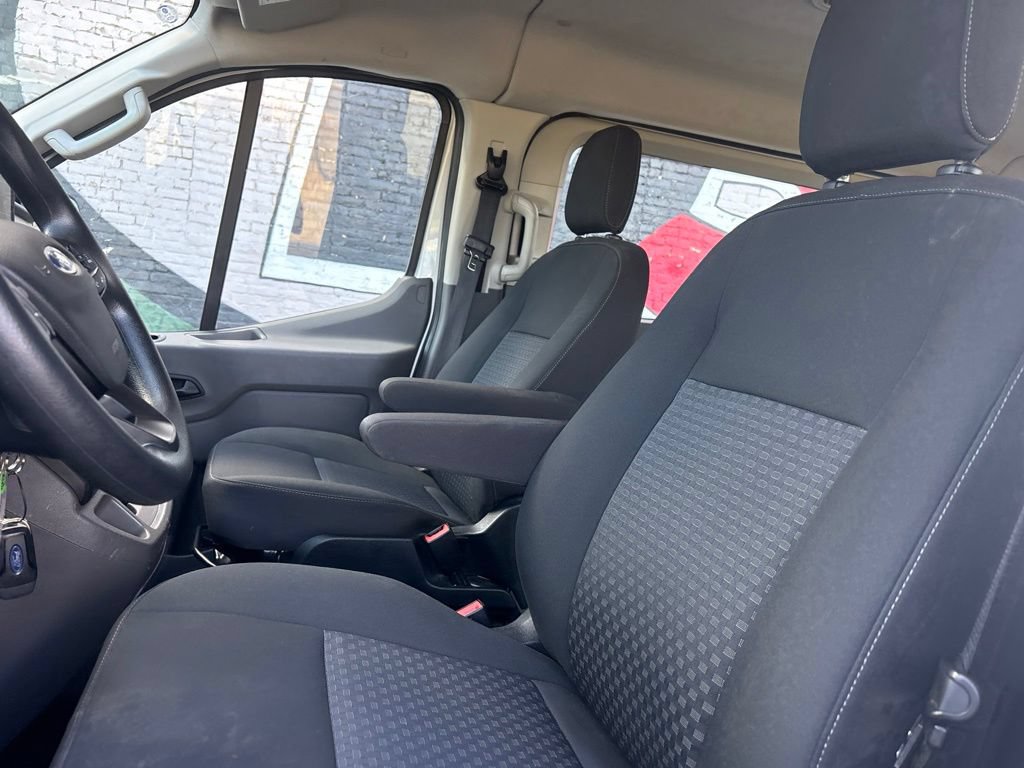 Used 2023 Ford Transit 350 XLT RWD image 11