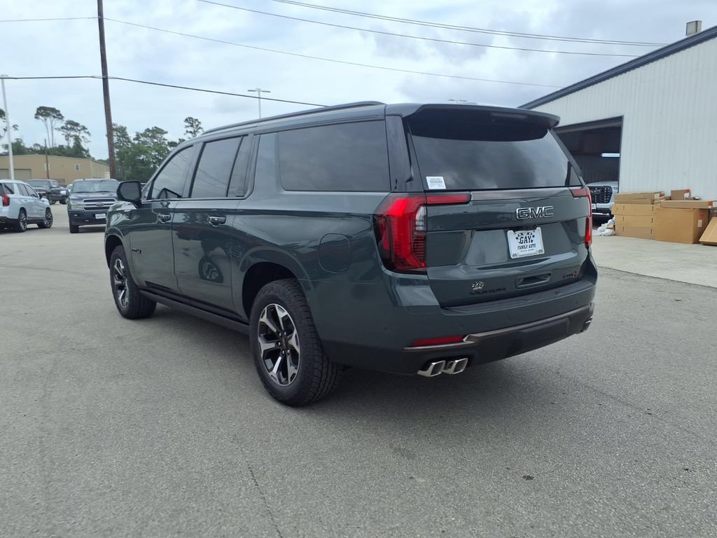 New 2026 GMC Yukon XL AT4 Ultimate AWD/4WD image 2