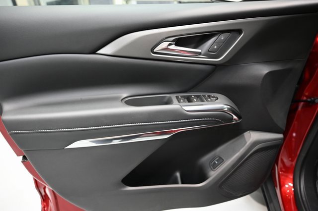 New 2026 Chevrolet Traverse LT w/ Driver Confidence Package image 24