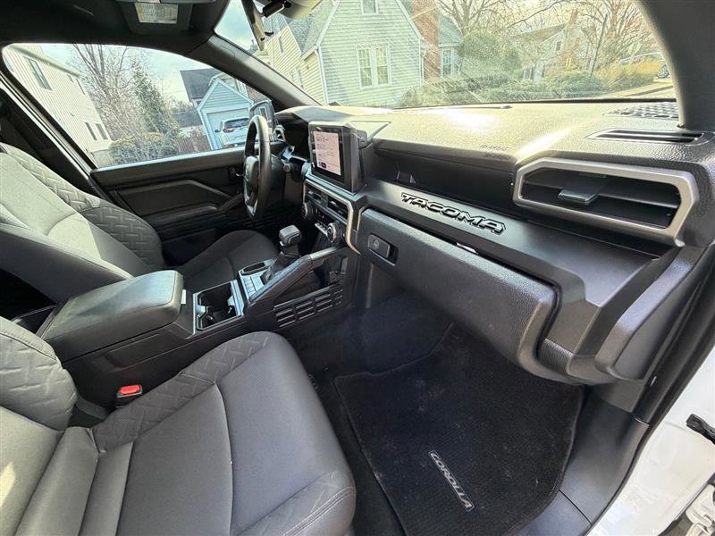 Used 2024 Toyota Tacoma SR image 26