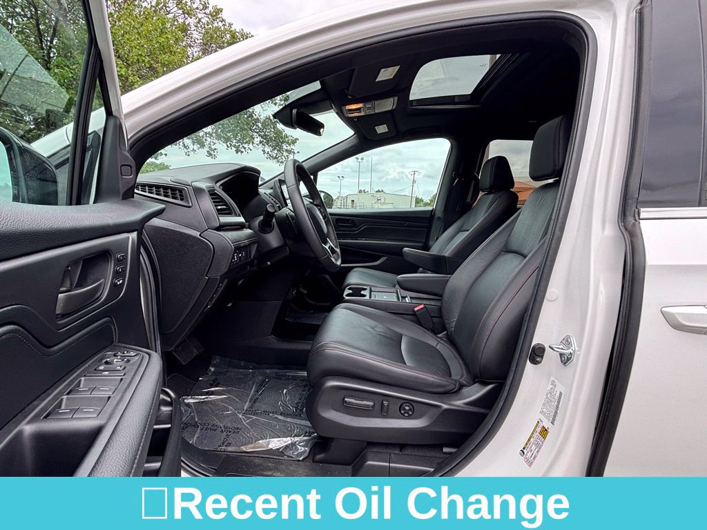 Used 2025 Honda Odyssey Sport-L image 15