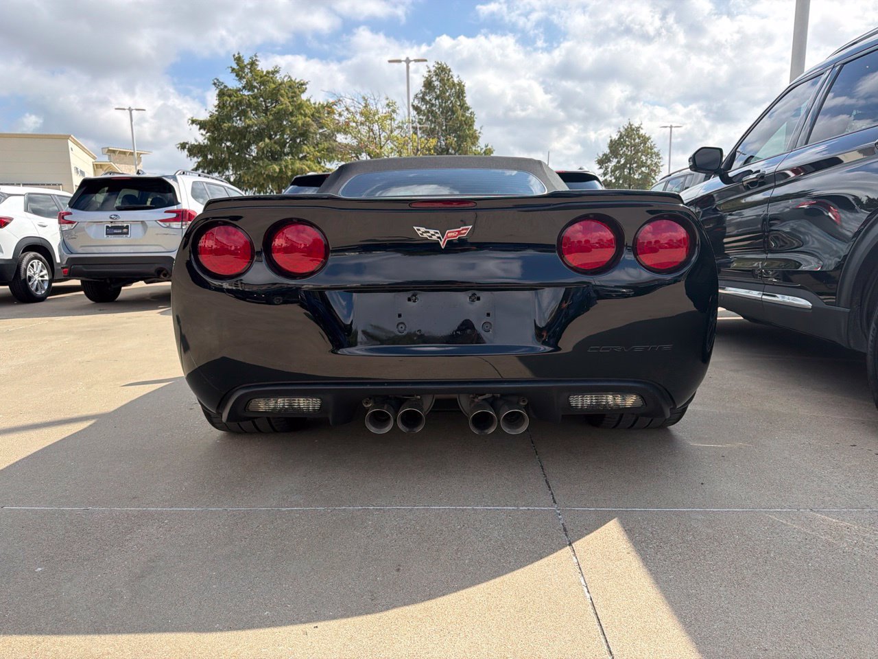 Used 2013 Chevrolet Corvette 427 w/ 1SC Preferred Equipment Group RWD image 2