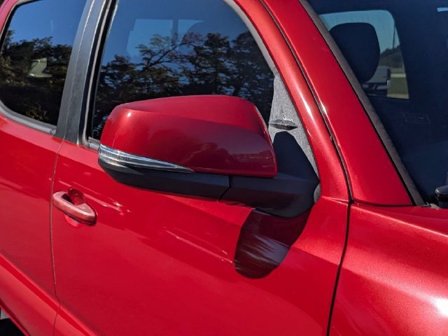 Used 2020 Toyota Tacoma TRD Sport RWD image 16