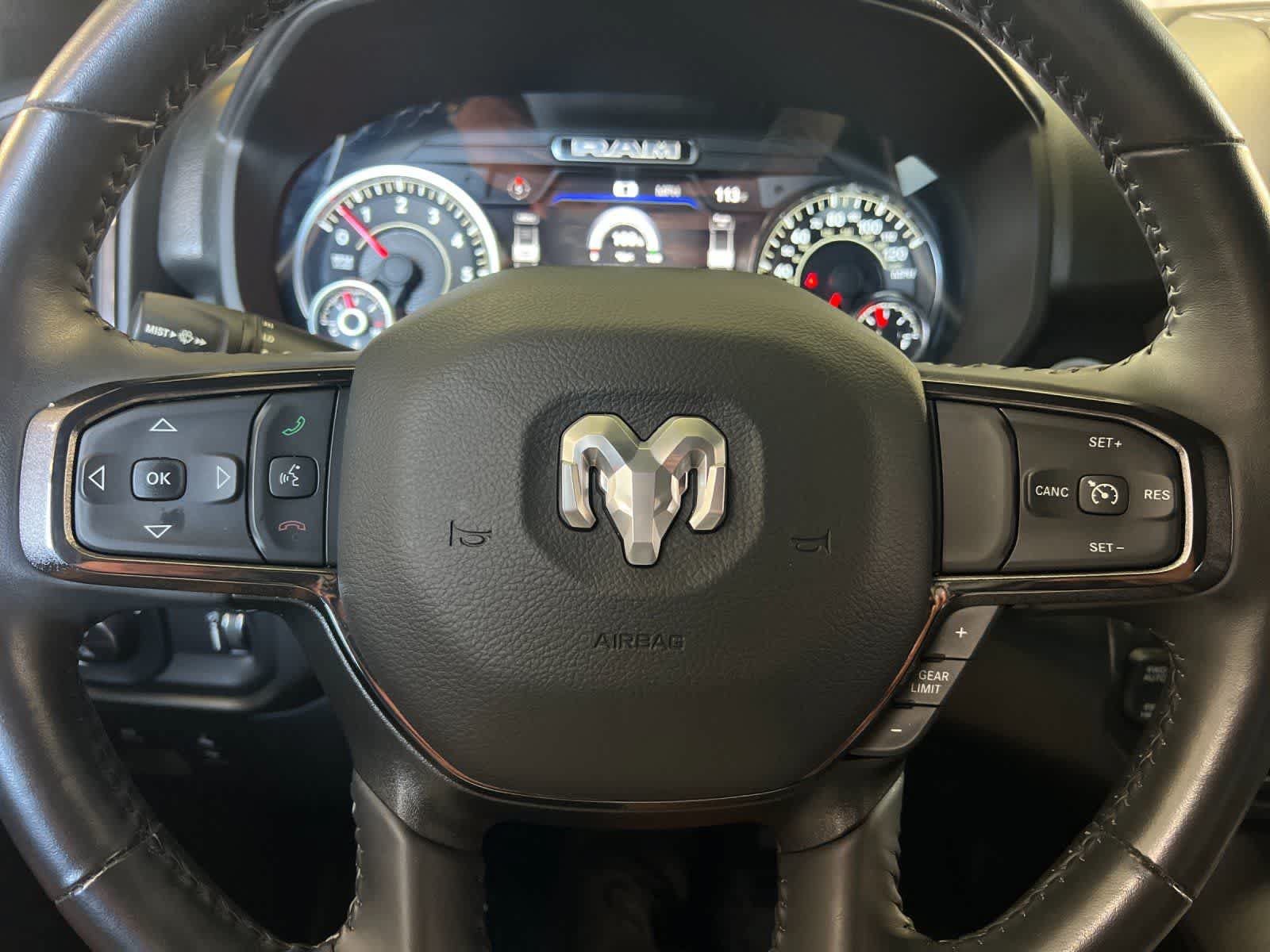 Used 2023 RAM 1500 Big Horn AWD/4WD image 23