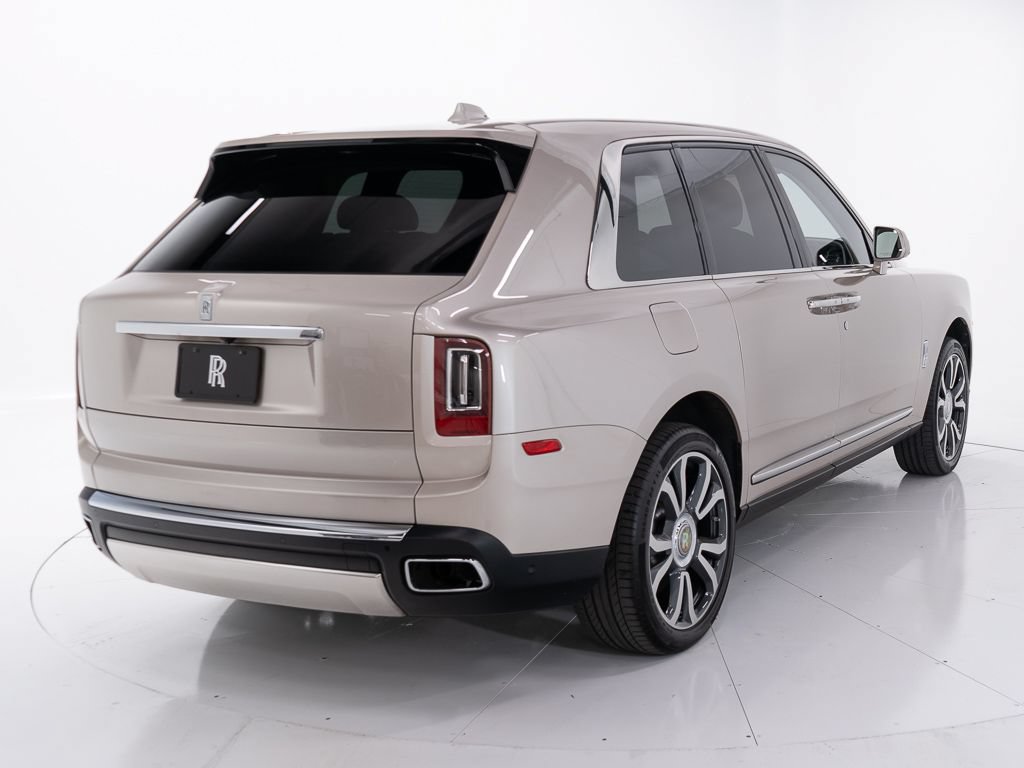 Certified 2019 Rolls-Royce Cullinan AWD/4WD image 5