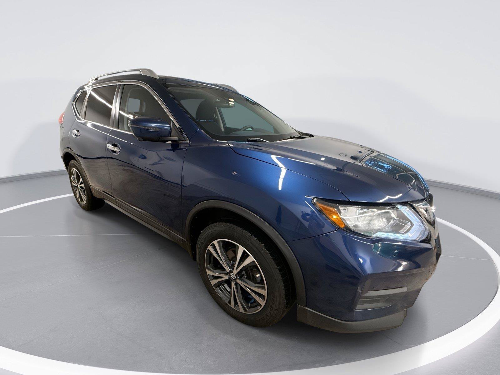 Used 2019 Nissan Rogue SV w/ Premium Package