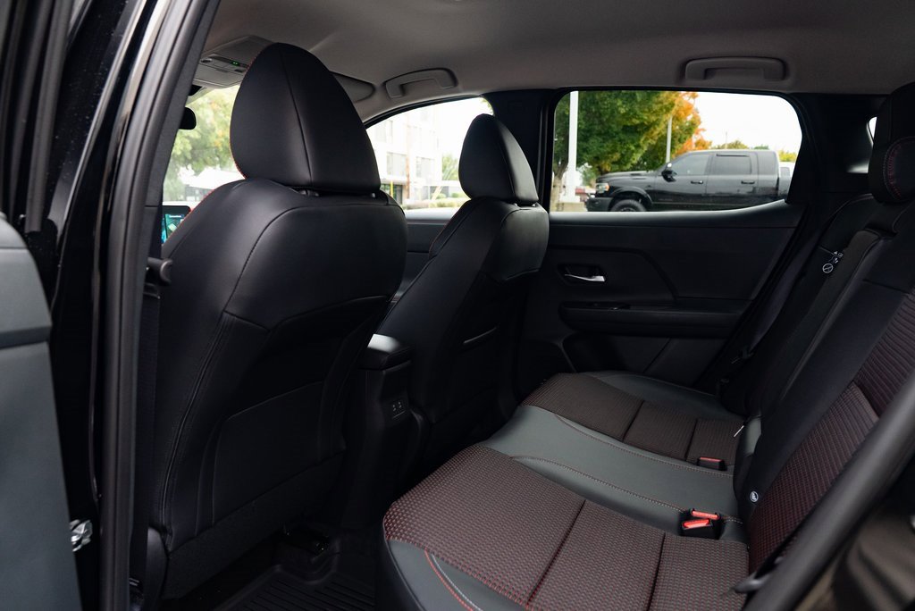 New 2026 Nissan Kicks SR w/ Cold Weather Package image 21