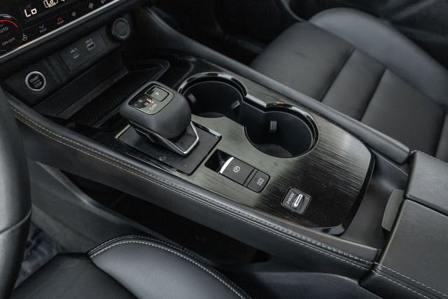 Used 2023 Nissan Rogue SL w/ SL Premium Package image 10