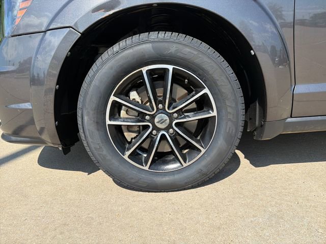 Used 2018 Dodge Journey SE w/ Popular Equipment Group FWD image 9
