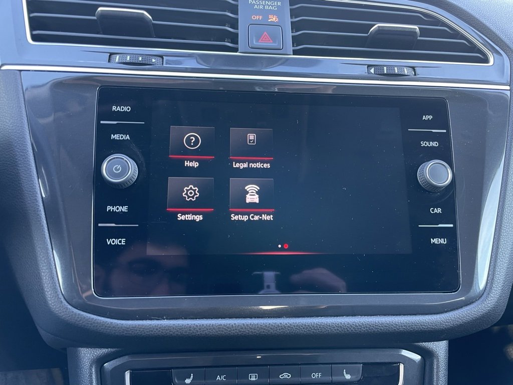 Used 2024 Volkswagen Tiguan Wolfsburg Edition image 17