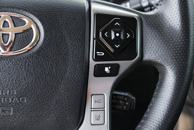 Used 2022 Toyota 4Runner SR5 image 25