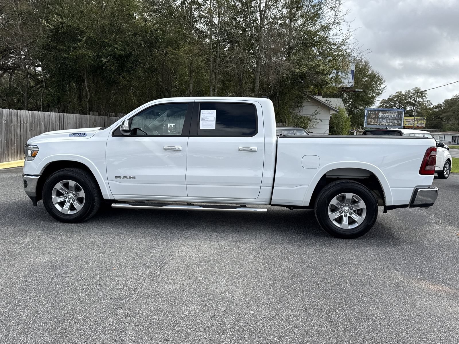 Used 2022 RAM 1500 Laramie RWD image 2