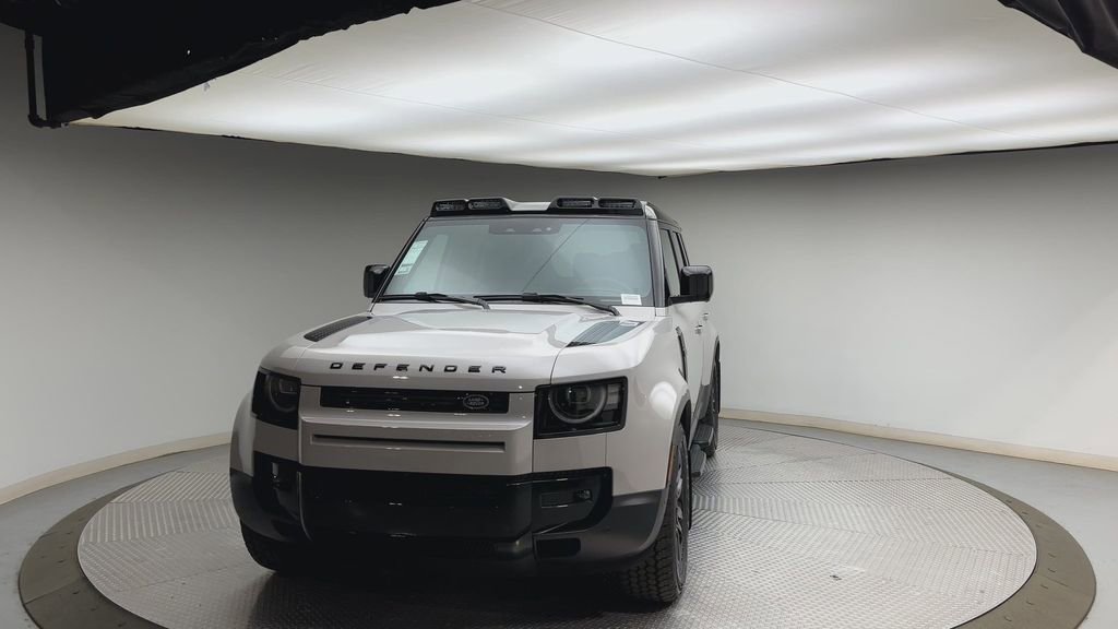 New 2026 Land Rover Defender 110 S AWD/4WD image 7