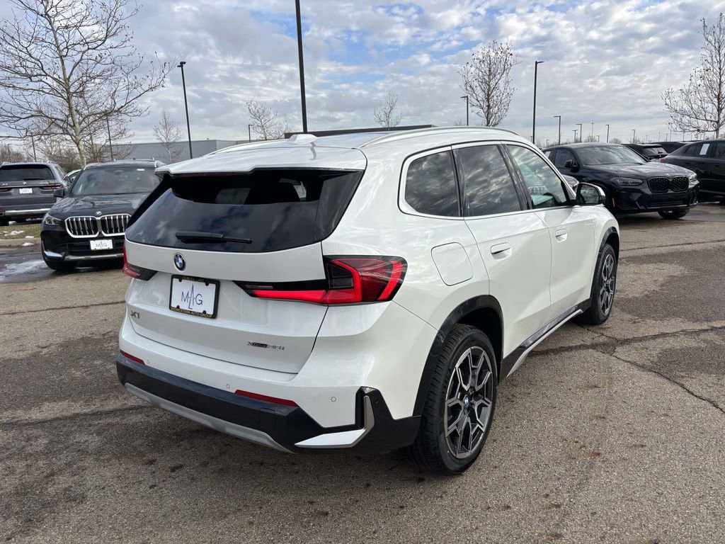 New 2026 BMW X1 xDrive28i w/ Technology Package image 7