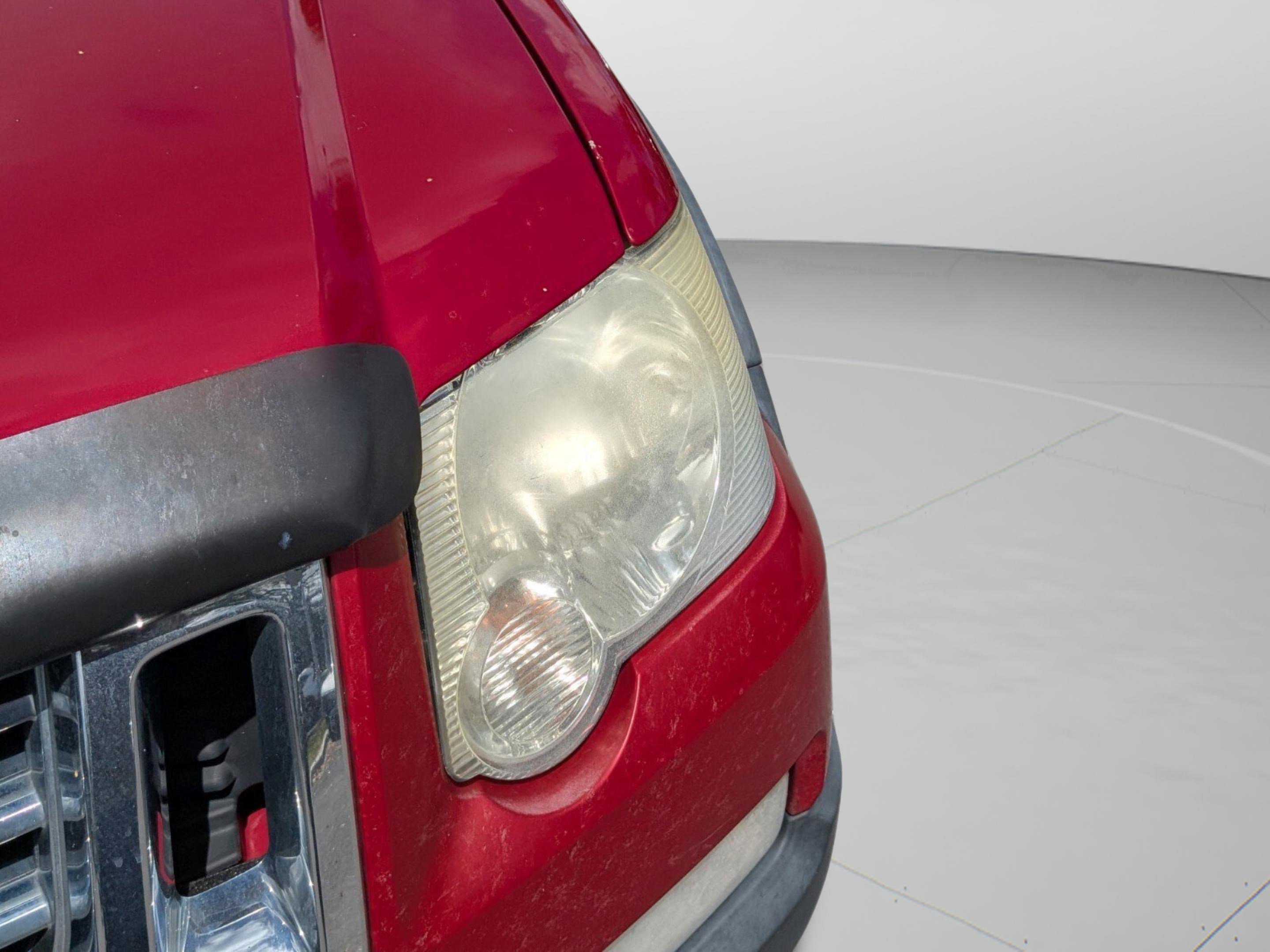 Used 2010 Ford Explorer Sport Trac XLT image 12