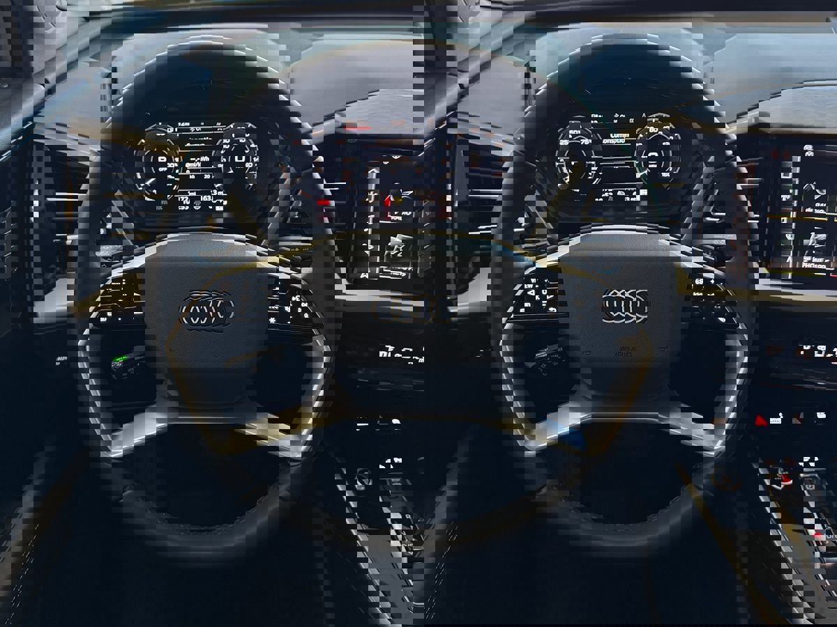 Used 2024 Audi Q4 e-tron Premium Plus w/ Premium Plus image 20