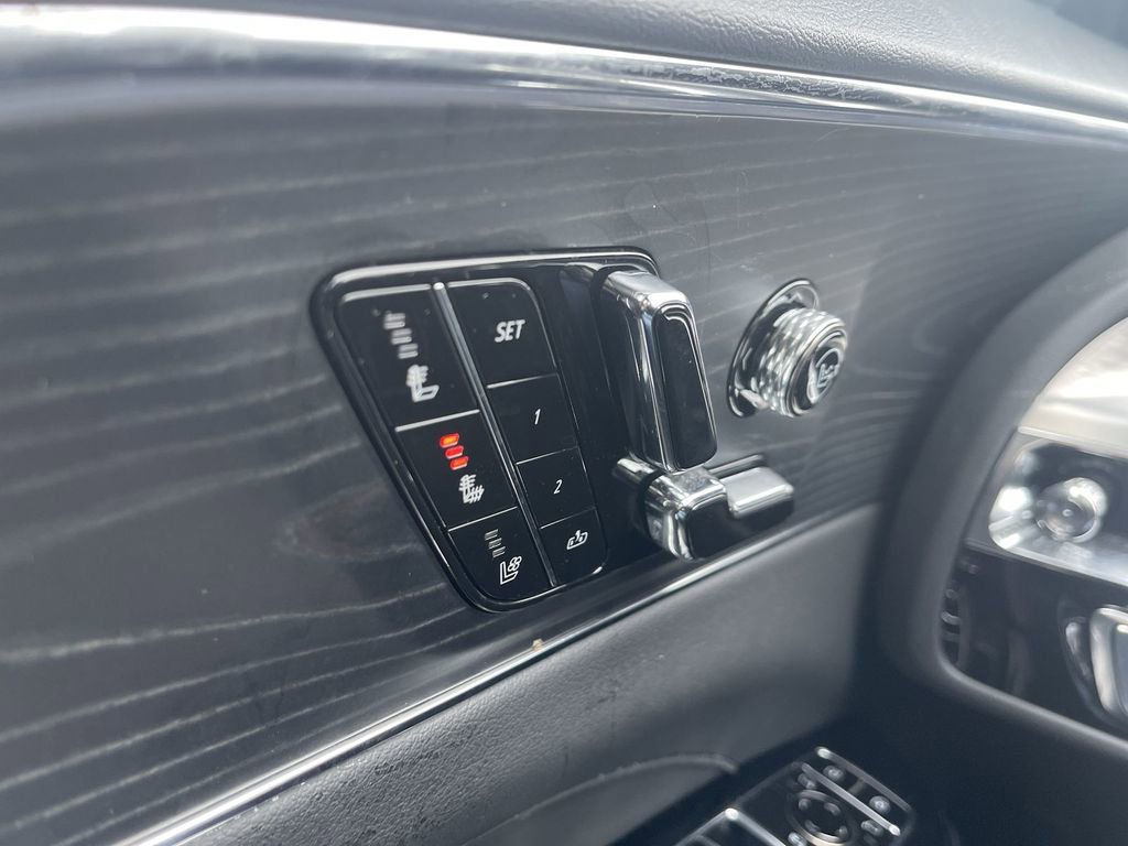 Certified 2024 Cadillac Lyriq Luxury w/ LPO, Floor Liner Package image 19