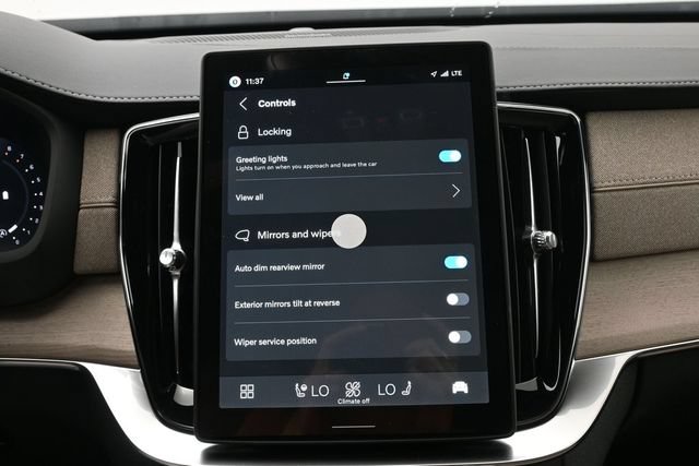 New 2027 Volvo XC90 B6 Plus AWD/4WD image 19