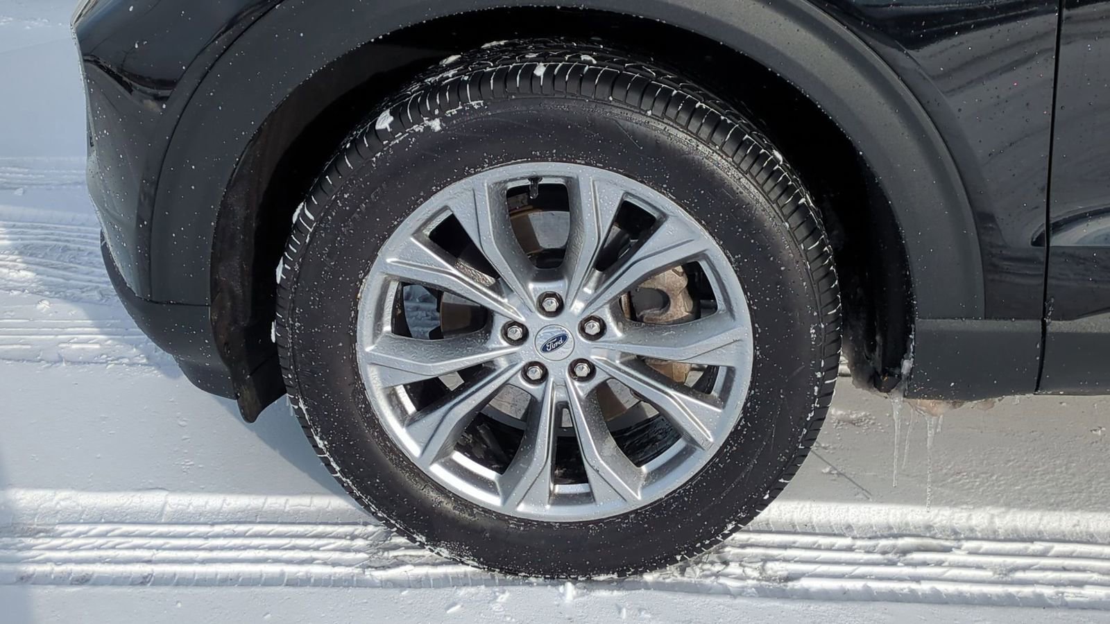 Certified 2021 Ford Explorer XLT w/ Equipment Group 202A image 14