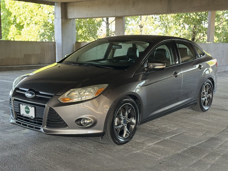 Used 2014 Ford Focus SE w/ Equipment Group 201A FWD image 1