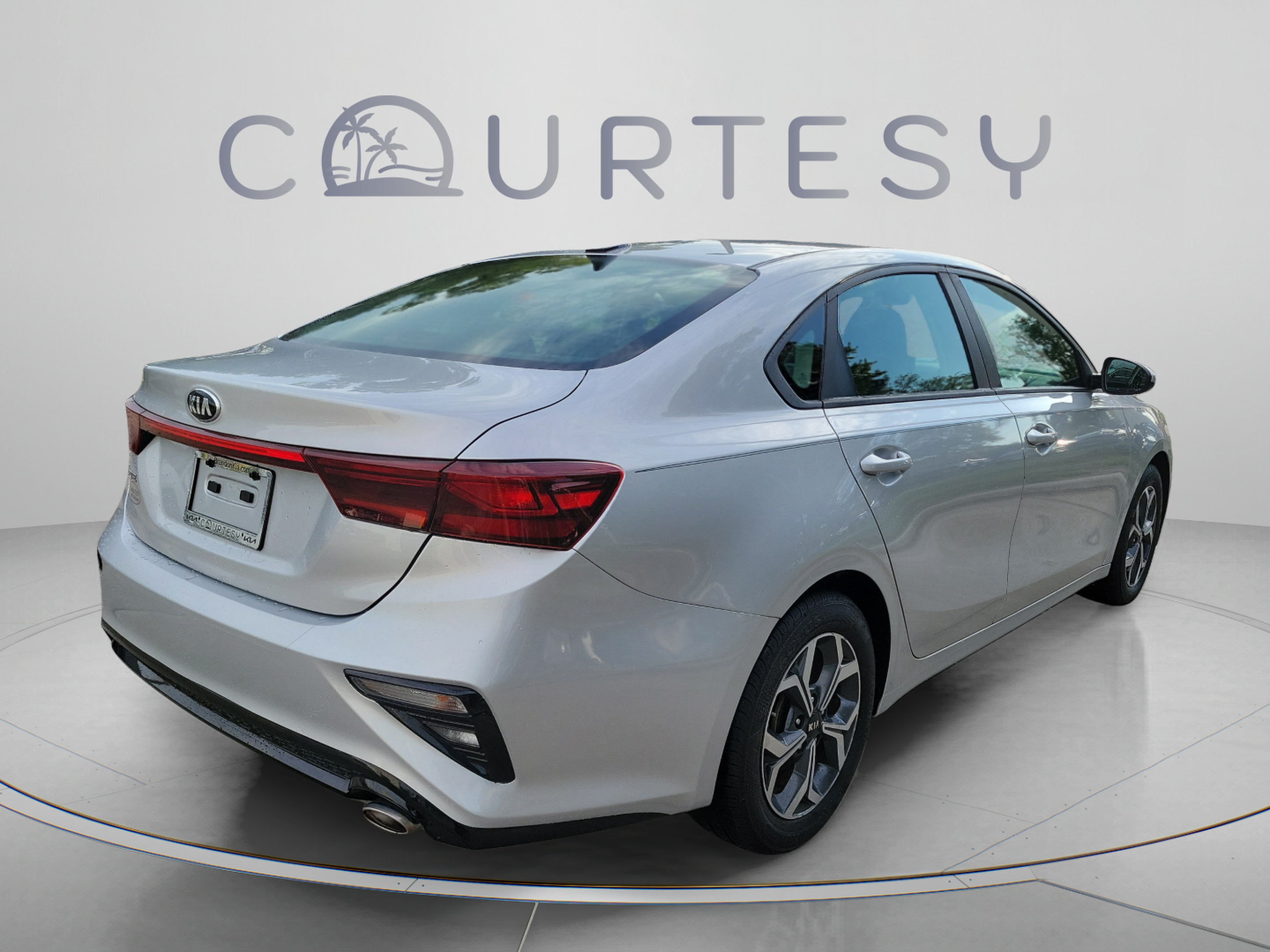 Used 2019 Kia Forte LXS FWD image 3
